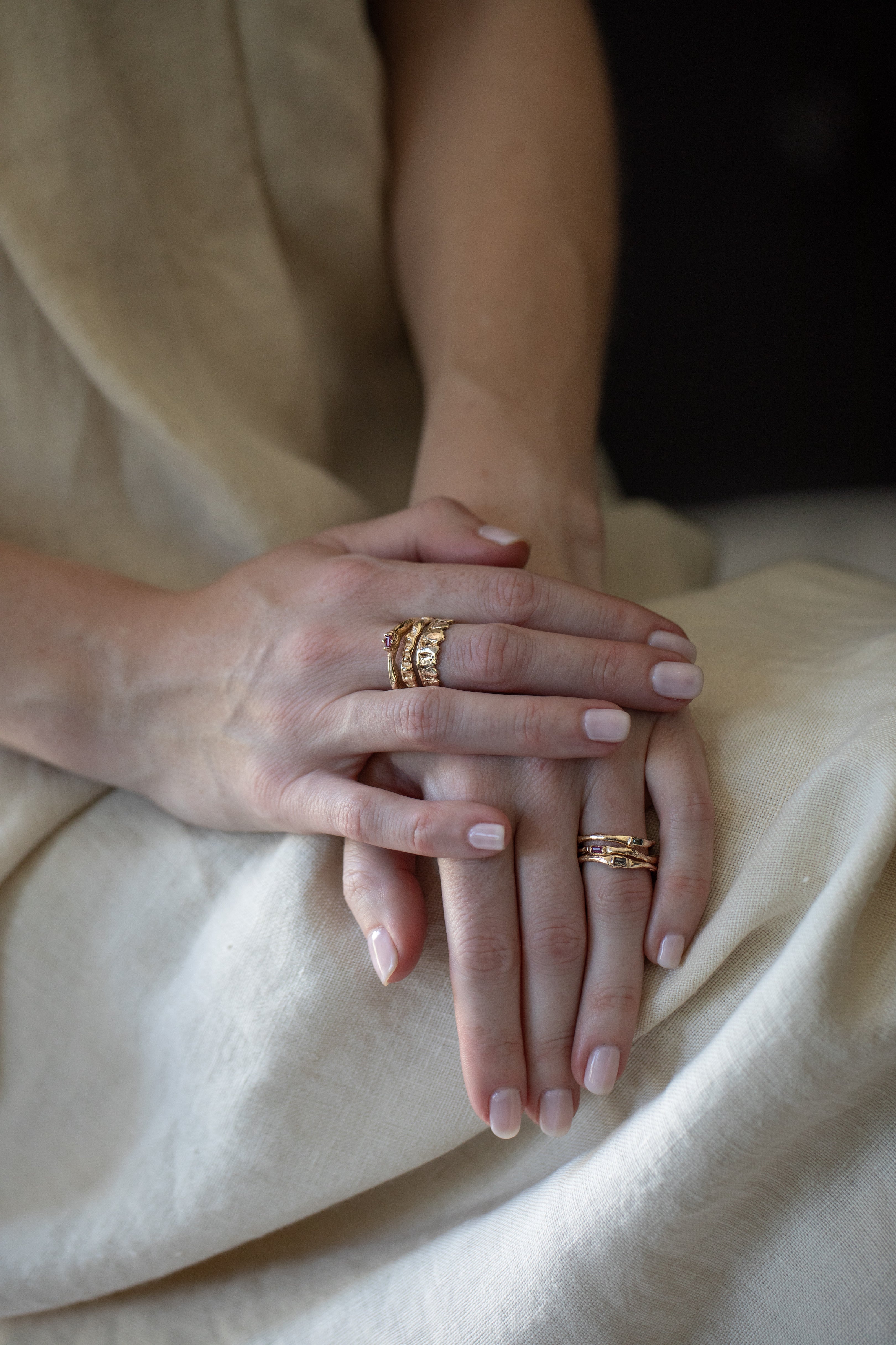 Artisan-Crafted EINAR Ring in Recycled Platinum with Ruby Details