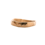 SIGR WATER Narrow Band Ring in Fairmined Gold with Wavy Edges