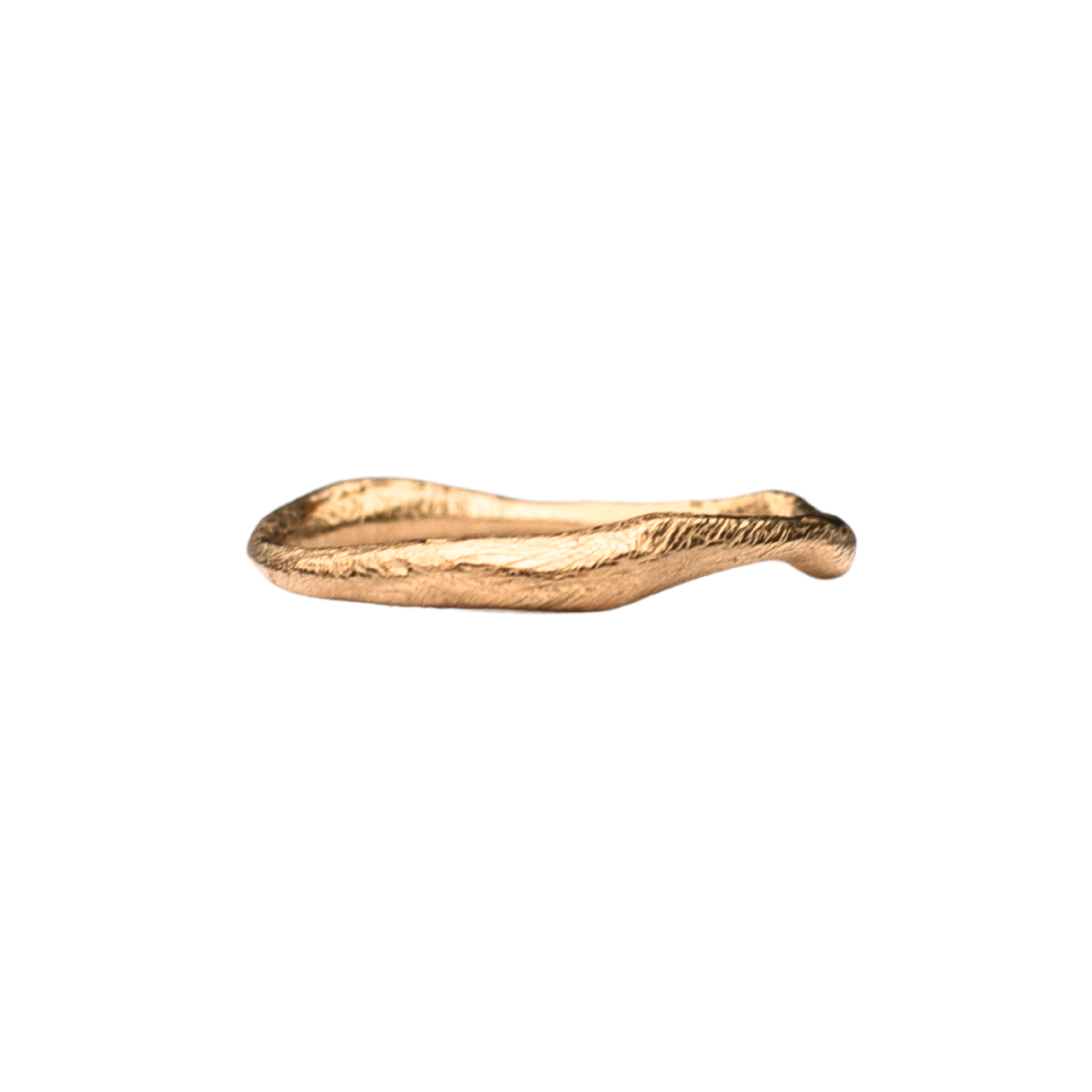 EINAR Stacking Ring in Fairmined Gold with Fern Leaf Detail