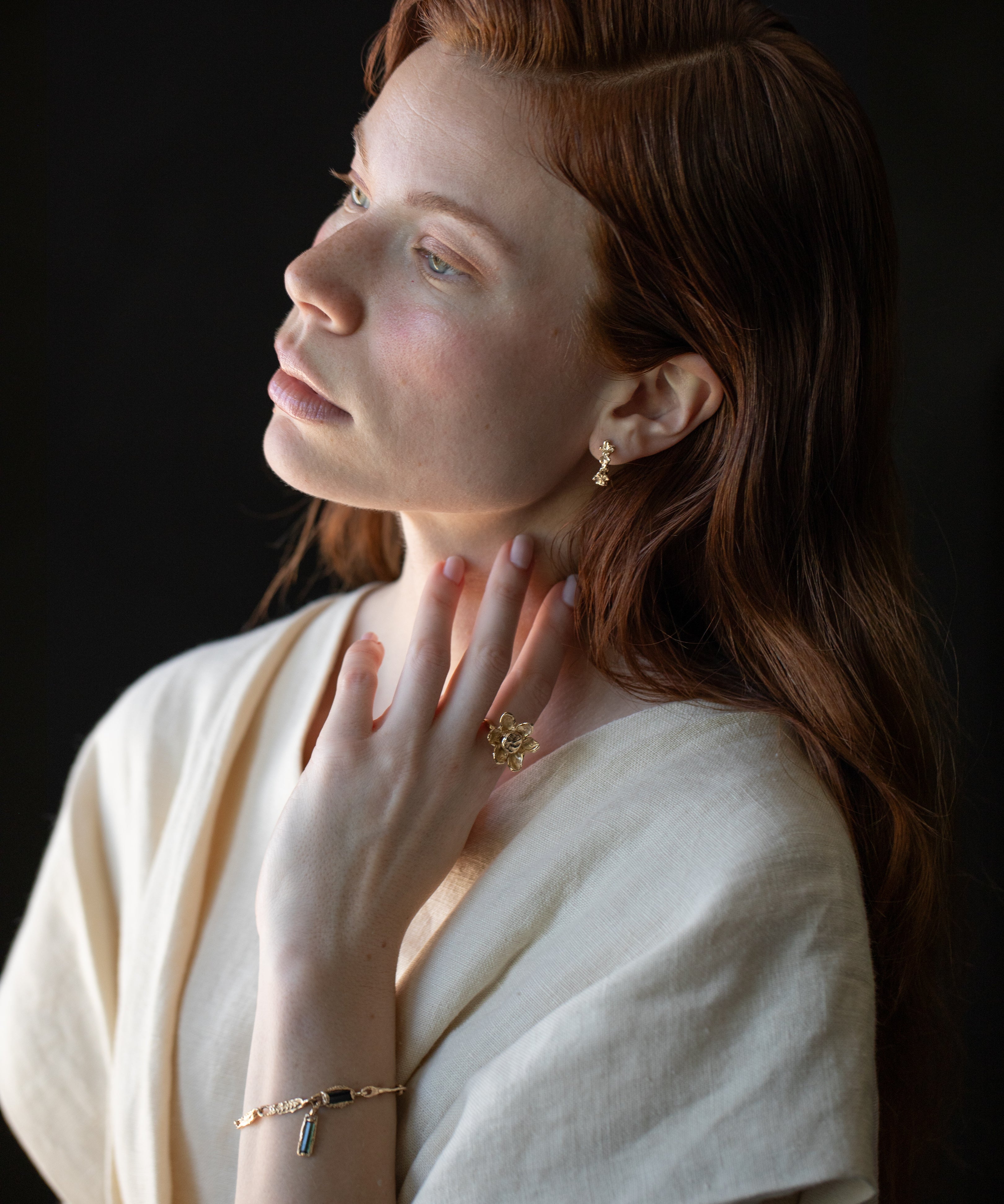 RORA Giant Flower Signet Ring with Elegant Style
