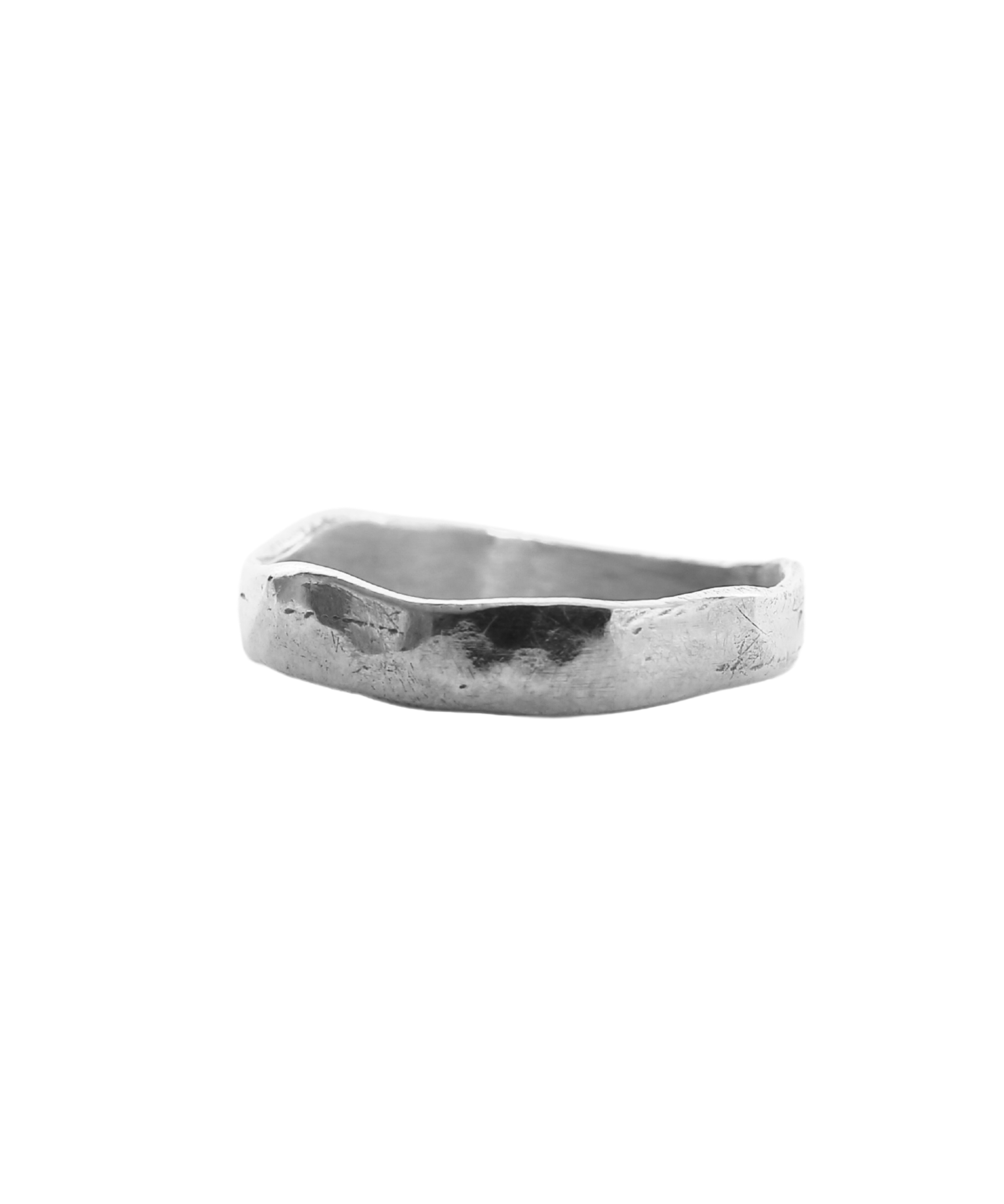 SIGR WATER Narrow Band Ring in recycled sterling silver, lost wax cast