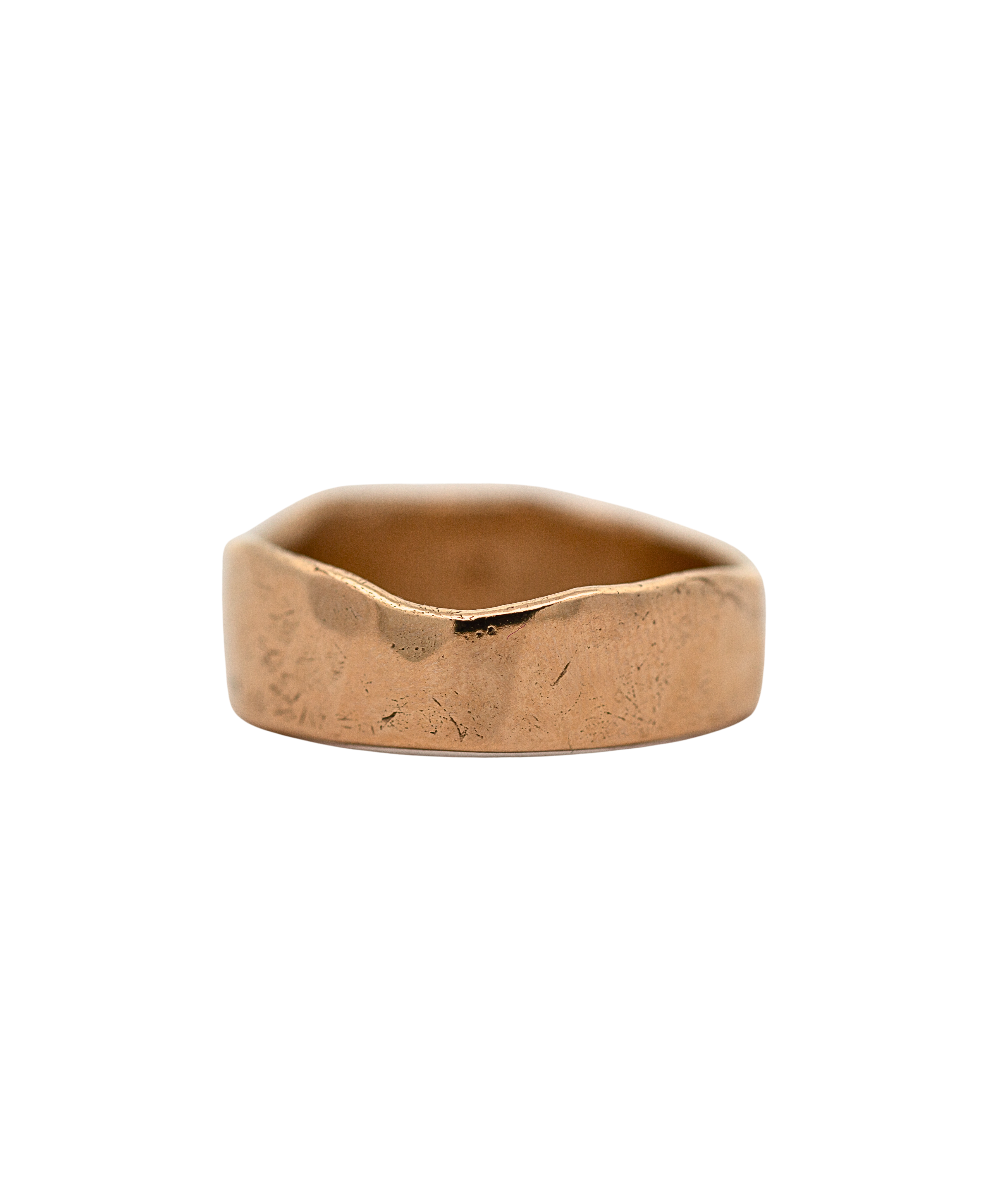Side view of SIGR WATER Medium Half Straight Ring highlighting unique edge design