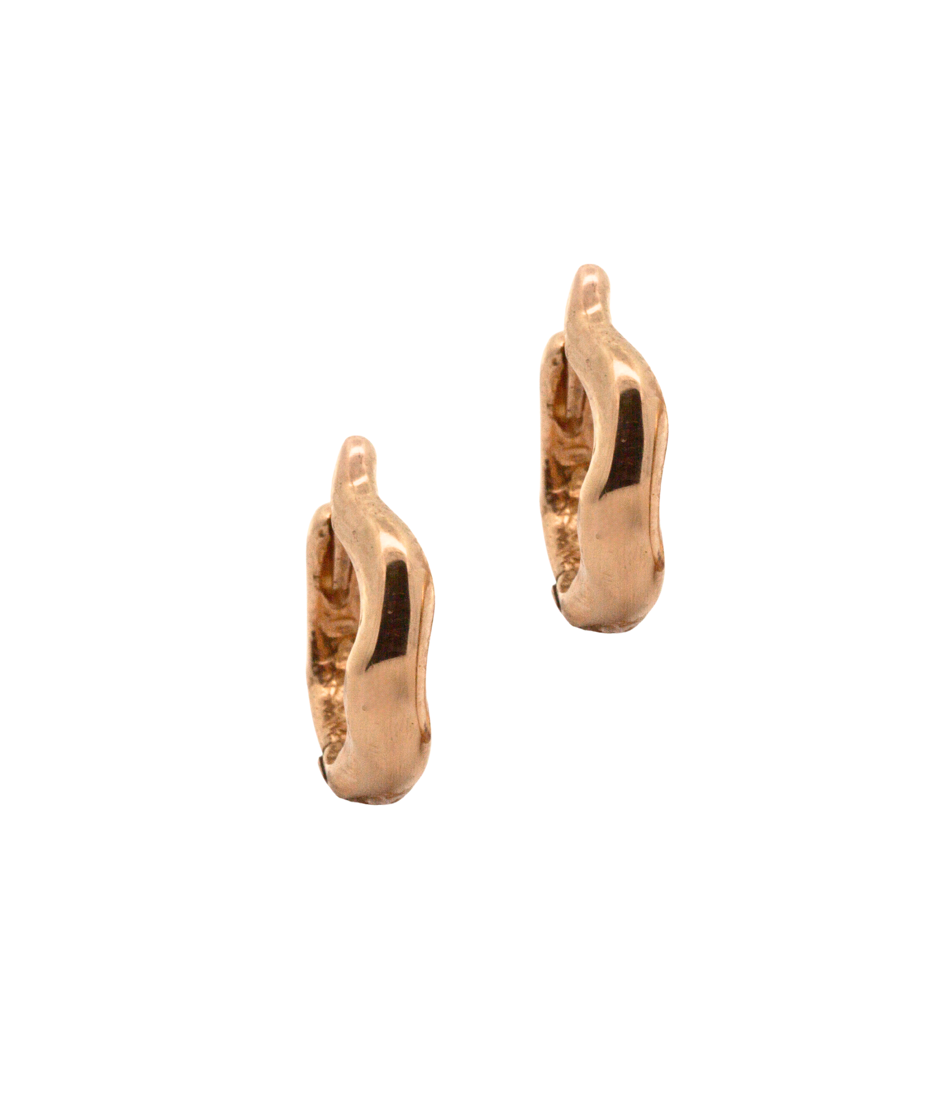 TILDA Huggie Hoop Earrings in 14K Yellow Fairmined Gold