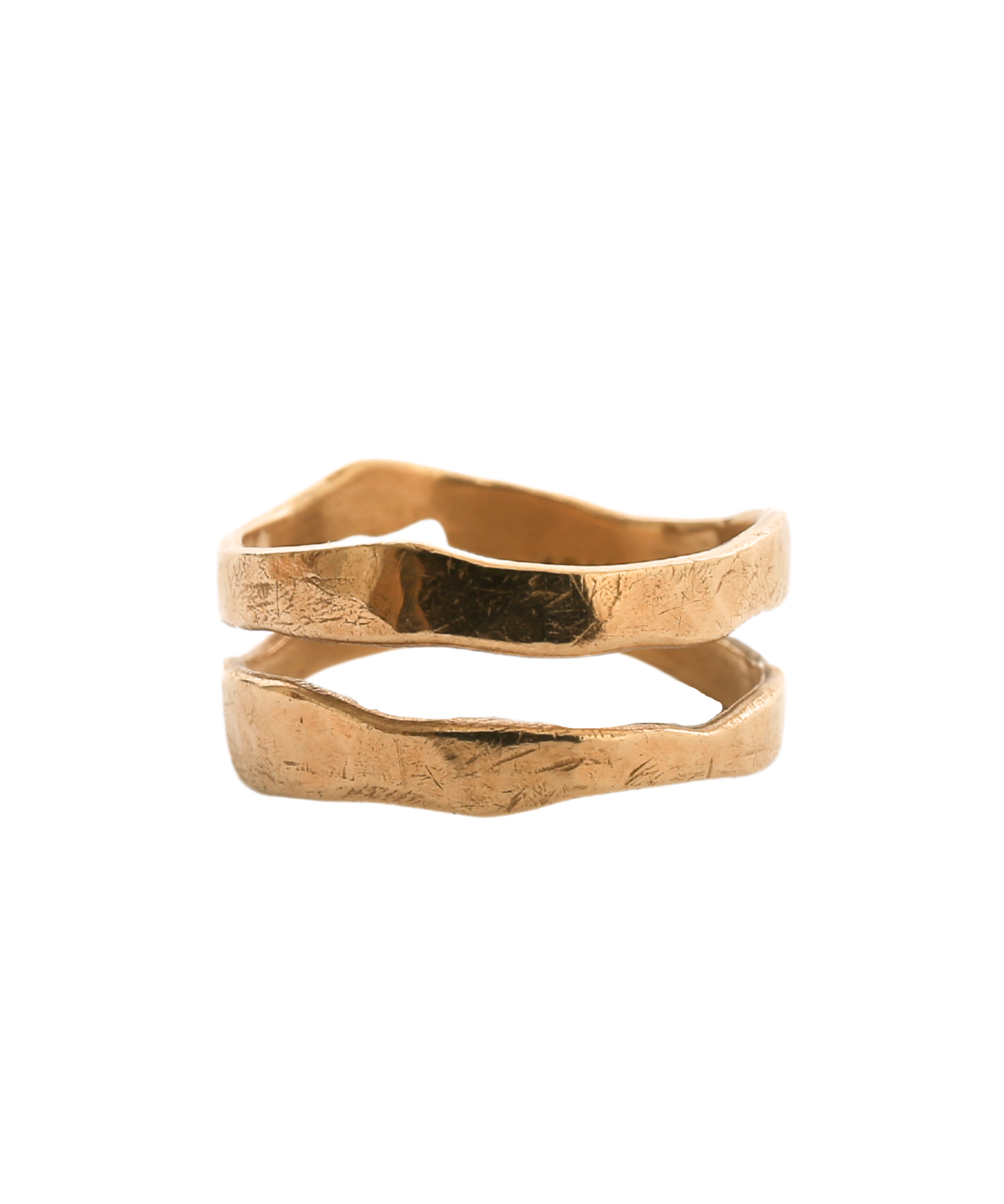 TWO RIVERS Narrow Band Ring in Fairmined Gold with Wavy Edges