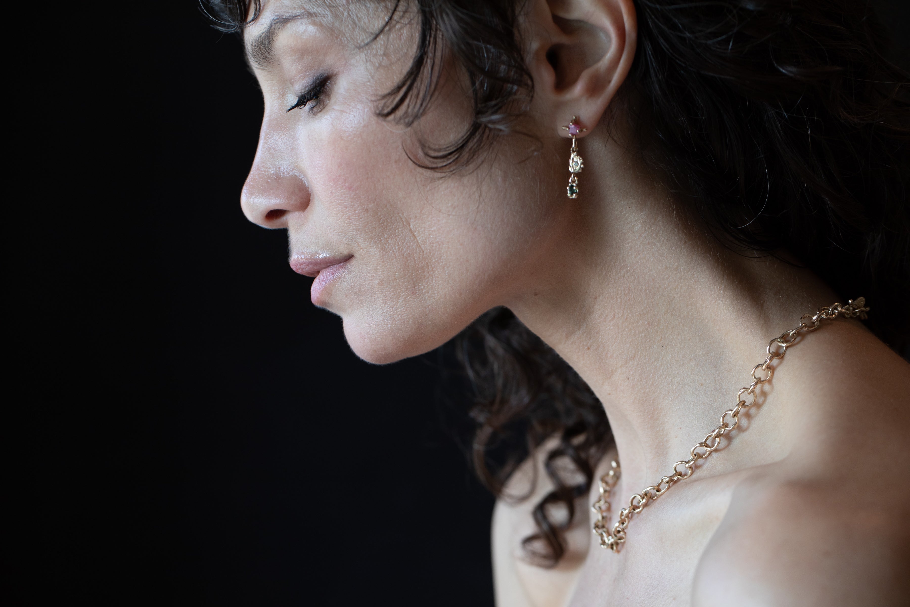 XOIE Link Necklace worn on neck, 14K Fairmined gold