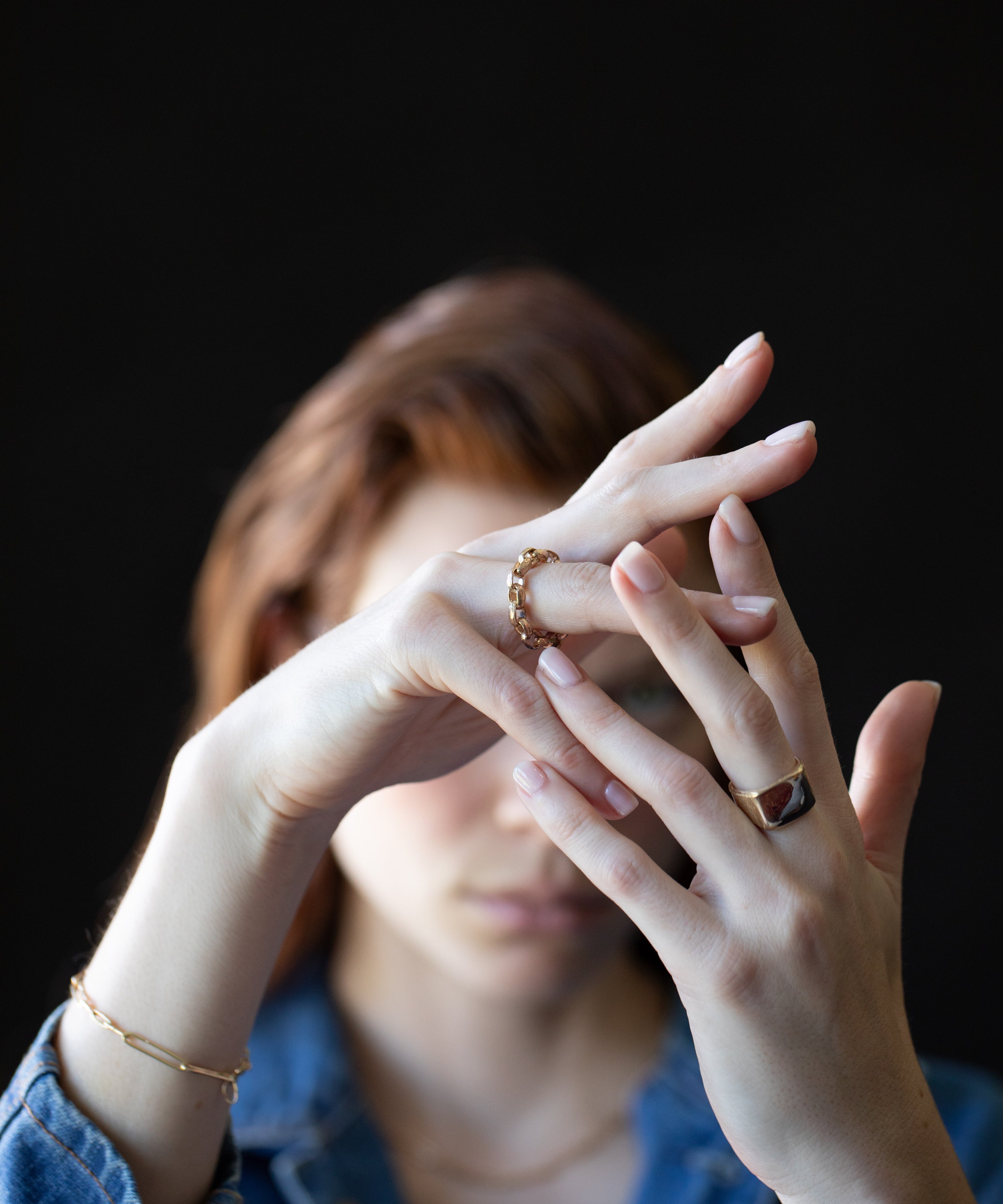 HANSI Signet Ring styled in a stack
